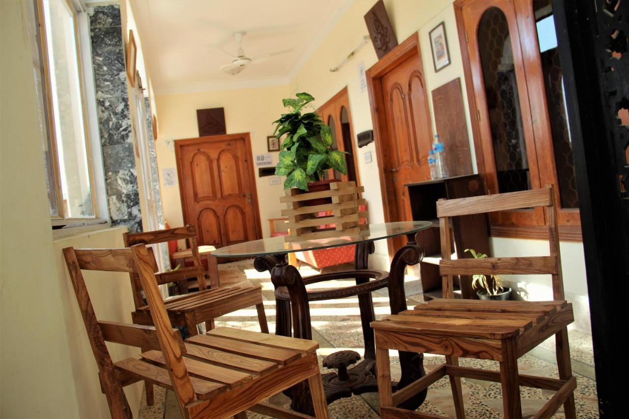 Republika Central Mansehra Ngoại thất bức ảnh