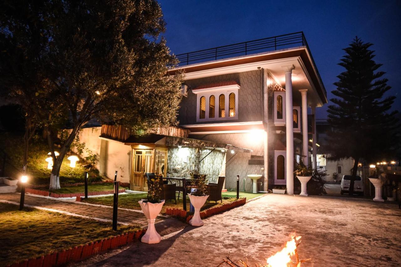 Republika Central Mansehra Ngoại thất bức ảnh