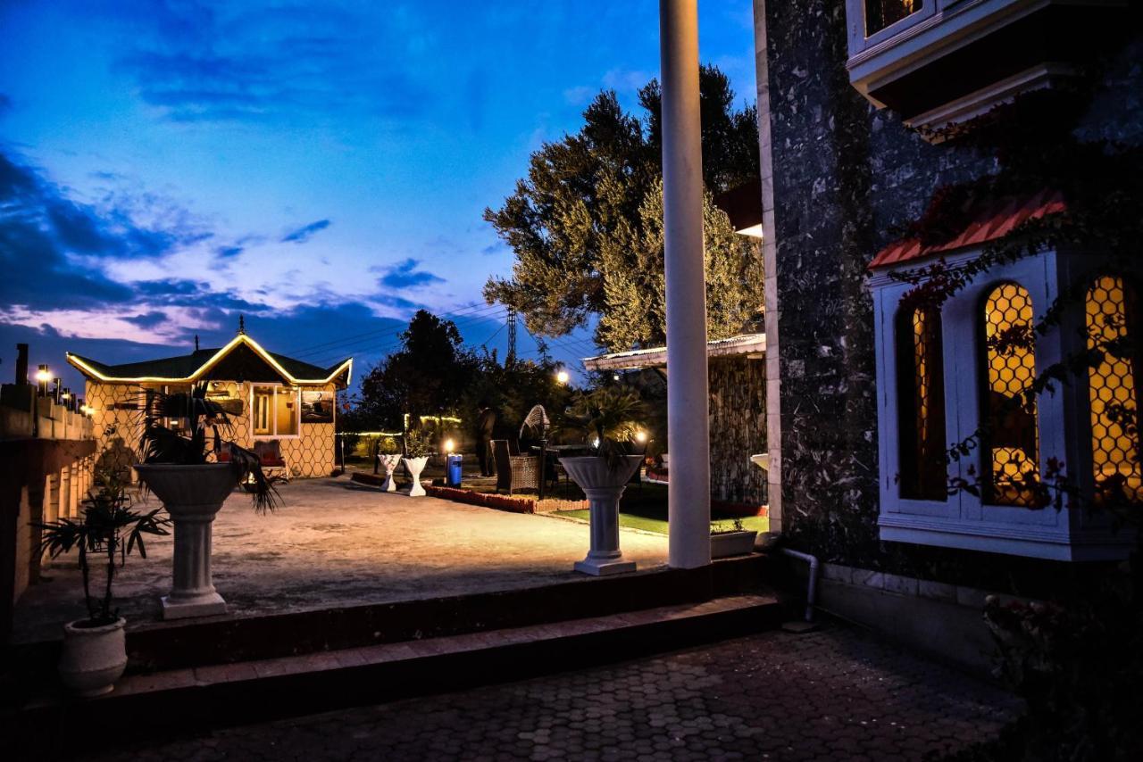 Republika Central Mansehra Ngoại thất bức ảnh
