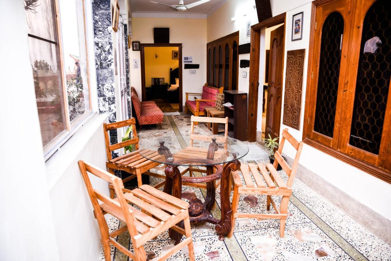Republika Central Mansehra Ngoại thất bức ảnh