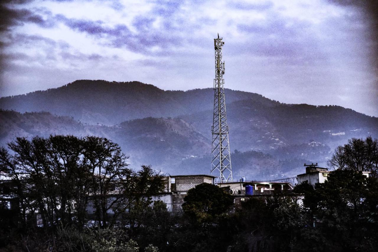 Republika Central Mansehra Ngoại thất bức ảnh